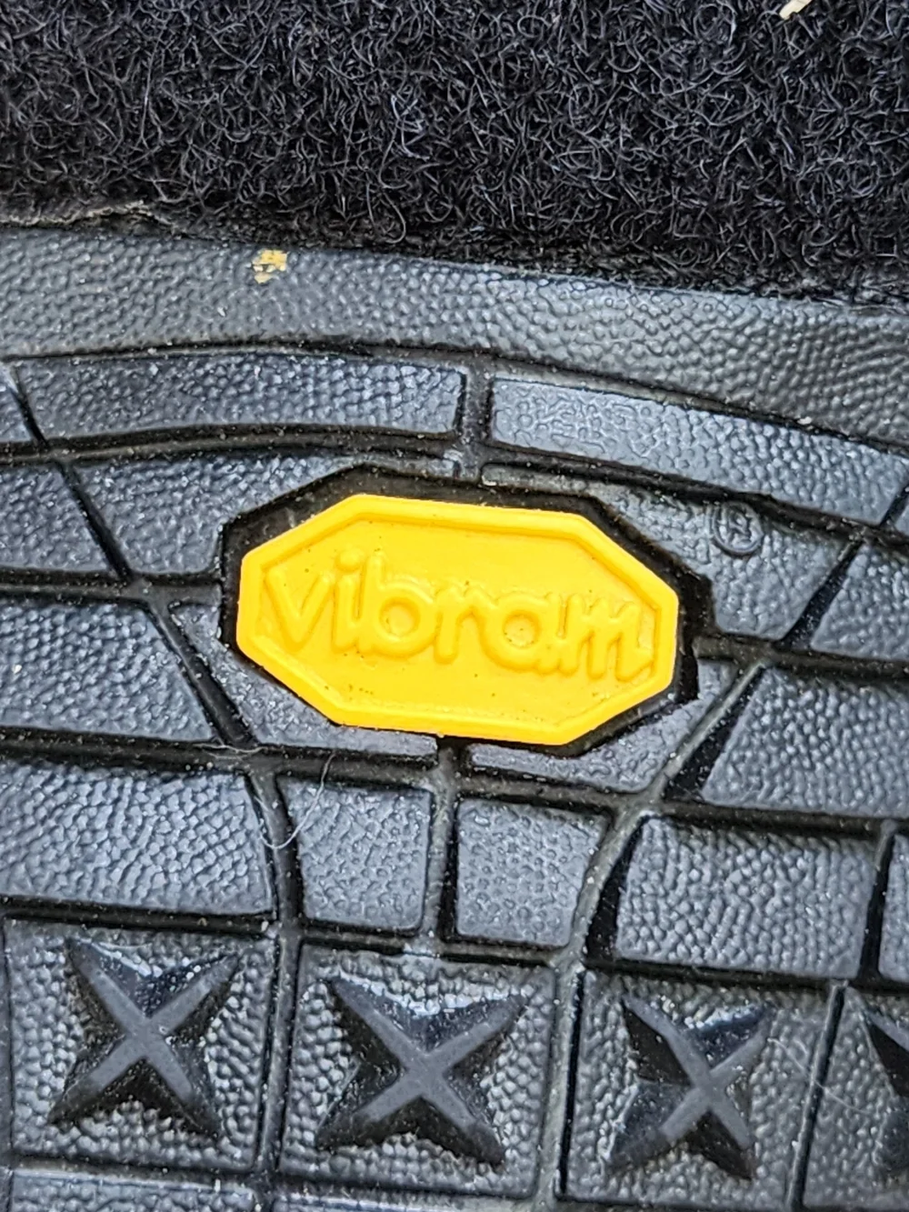 Vibram Grip Trex Dog Boots Set of 4 Mix Red Grey Paw Protection Ruffwear